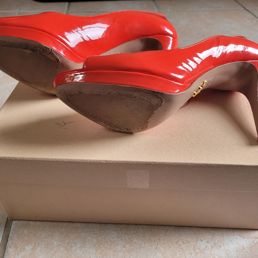 PRADA HEELS 👠 - Picture 7 of 8